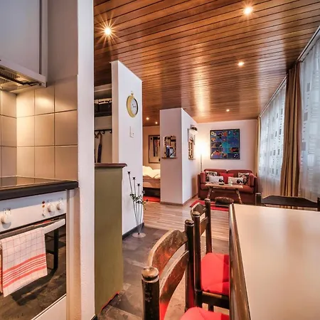 Nikolic Haus Gysi * Arosa