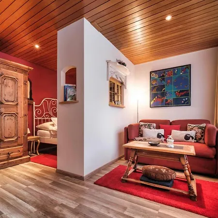 Nikolic Haus Gysi * Arosa